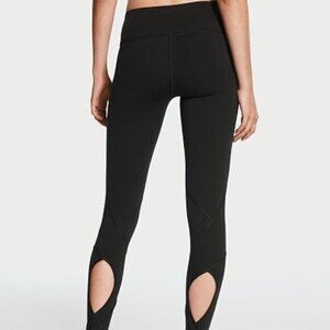 Victorias Secret Knockout Leggings Small Black